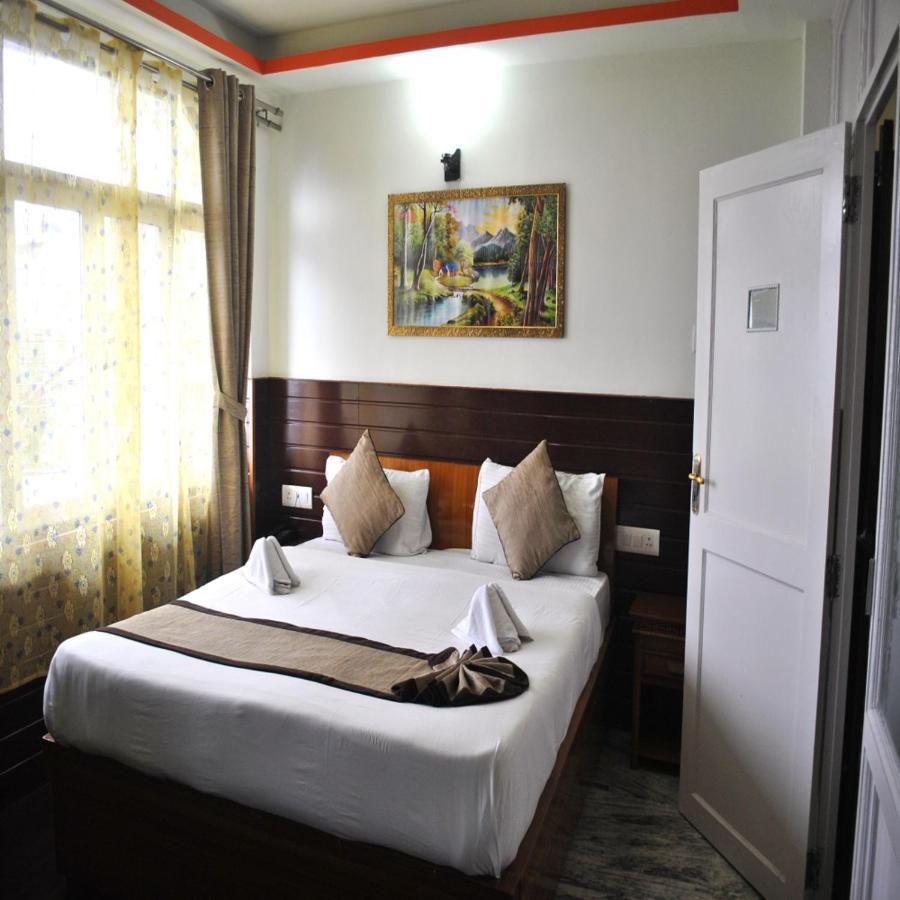Goroomgo Kasturi Palace Darjeeling Νταρτζίλινγκ Εξωτερικό φωτογραφία